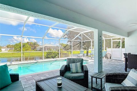 Casa en alquiler en Rotonda, Florida, 2 dormitorios, 156.82 m2 № 2229270 - foto 3