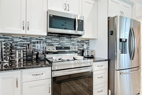Casa en alquiler en Rotonda, Florida, 2 dormitorios, 156.82 m2 № 2229270 - foto 23