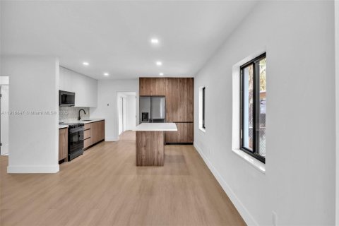 Villa ou maison à louer à Fort Lauderdale, Floride: 3 chambres, 92.9 m2 № 1972797 - photo 10