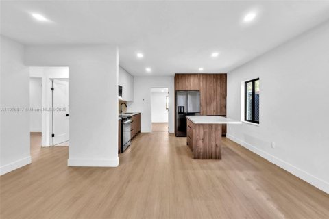 Villa ou maison à louer à Fort Lauderdale, Floride: 3 chambres, 92.9 m2 № 1972797 - photo 12