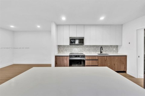 Villa ou maison à louer à Fort Lauderdale, Floride: 3 chambres, 92.9 m2 № 1972797 - photo 20