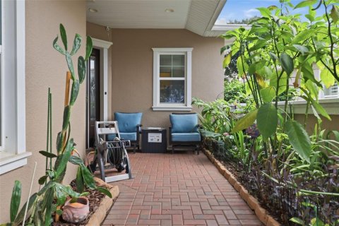 Villa ou maison à vendre à Groveland, Floride: 2 chambres, 198.81 m2 № 2225631 - photo 4