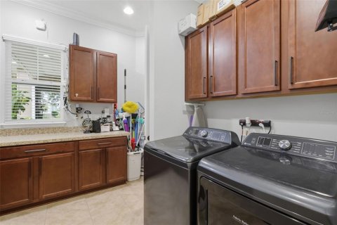 Villa ou maison à vendre à Groveland, Floride: 2 chambres, 198.81 m2 № 2225631 - photo 19