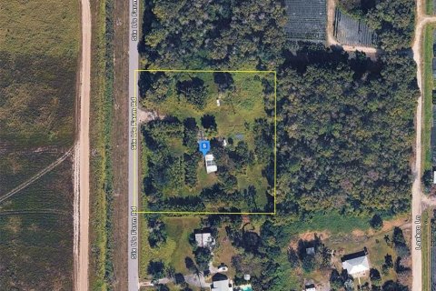 Terrain à Naples, Floride № 2203377