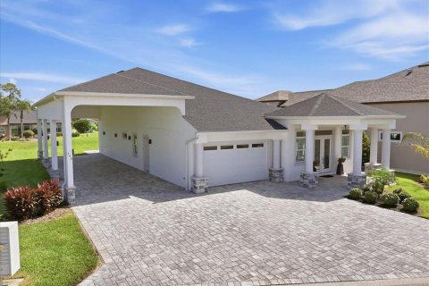 Villa ou maison à Polk City, Floride 3 chambres, 257.99 m2 № 2373454