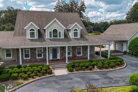 Casa en Ocala, Florida 5 dormitorios, 452.53 m2 № 2211832