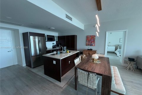 Copropriété à louer à Miami, Floride: 2 chambres, 100.71 m2 № 1999008 - photo 5