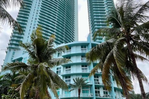 Снять в аренду кондоминиум в Майами, Флорида 2 спальни, 100.71м2, № 1999008 - фото 22
