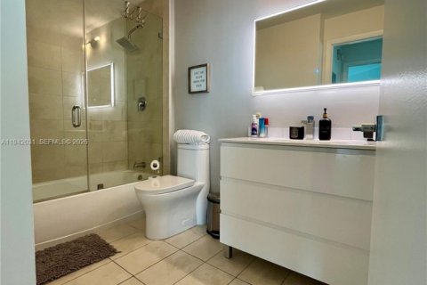 Снять в аренду кондоминиум в Майами, Флорида 2 спальни, 100.71м2, № 1999008 - фото 19