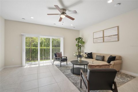 Touwnhouse à vendre à Kissimmee, Floride: 3 chambres, 157.84 m2 № 2141898 - photo 9