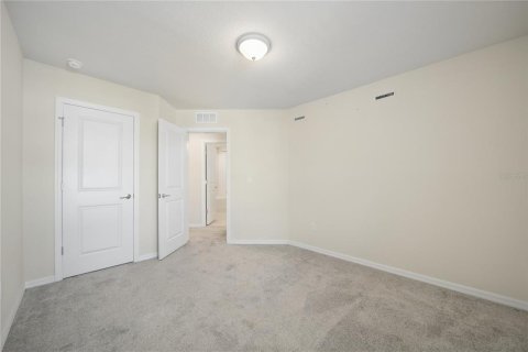Touwnhouse à vendre à Kissimmee, Floride: 3 chambres, 157.84 m2 № 2141898 - photo 17