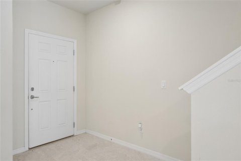 Touwnhouse à vendre à Kissimmee, Floride: 3 chambres, 157.84 m2 № 2141898 - photo 4
