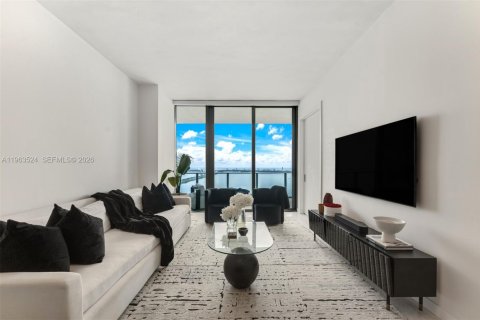 Купить кондоминиум в Майами, Флорида 1 спальня, 87.33м2, № 2025448 - фото 2