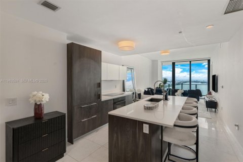 Купить кондоминиум в Майами, Флорида 1 спальня, 87.33м2, № 2025448 - фото 6