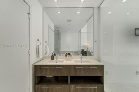 Купить кондоминиум в Майами, Флорида 1 спальня, 87.33м2, № 2025448 - фото 18