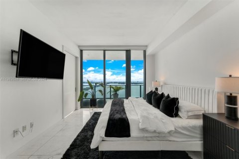 Купить кондоминиум в Майами, Флорида 1 спальня, 87.33м2, № 2025448 - фото 11