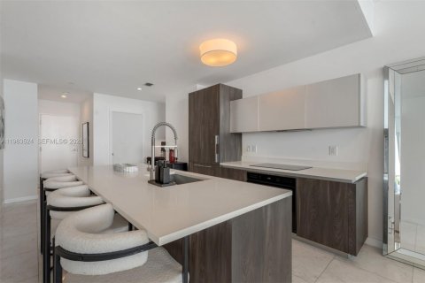 Купить кондоминиум в Майами, Флорида 1 спальня, 87.33м2, № 2025448 - фото 7