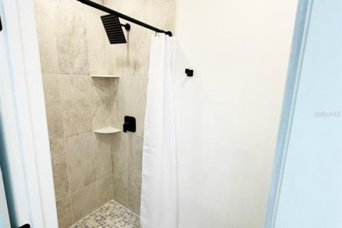 Casa en alquiler en Clearwater, Florida, 5 dormitorios, 158.03 m2 № 1844338 - foto 24