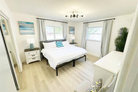 Casa en alquiler en Clearwater, Florida, 5 dormitorios, 158.03 m2 № 1844338 - foto 17