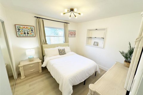 Casa en alquiler en Clearwater, Florida, 5 dormitorios, 158.03 m2 № 1844338 - foto 18