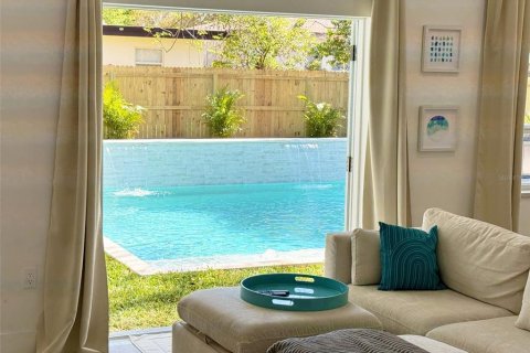 Casa en alquiler en Clearwater, Florida, 5 dormitorios, 158.03 m2 № 1844338 - foto 5