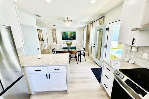 Casa en alquiler en Clearwater, Florida, 5 dormitorios, 158.03 m2 № 1844338 - foto 7