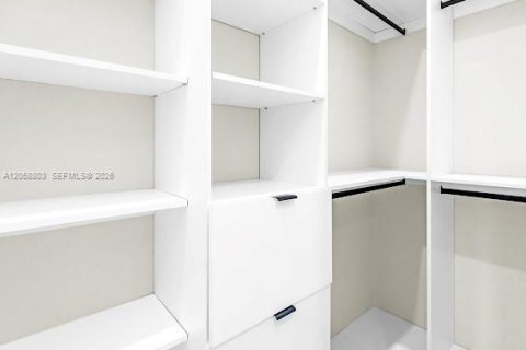 Villa ou maison à vendre à Naples, Floride: 3 chambres, 186.18 m2 № 2246731 - photo 25