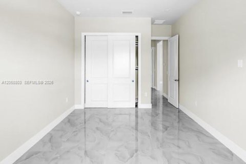 Villa ou maison à vendre à Naples, Floride: 3 chambres, 186.18 m2 № 2246731 - photo 15