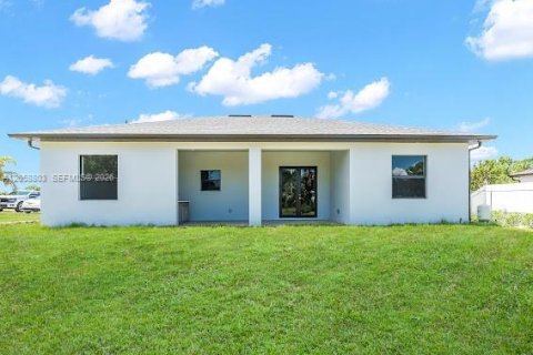 Villa ou maison à vendre à Naples, Floride: 3 chambres, 186.18 m2 № 2246731 - photo 10