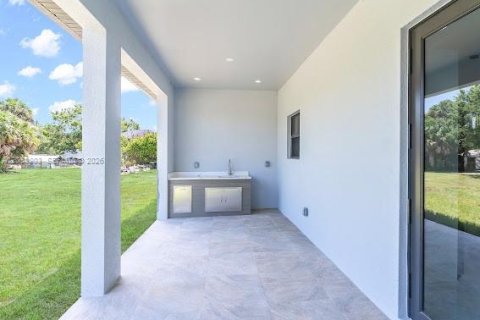 Villa ou maison à vendre à Naples, Floride: 3 chambres, 186.18 m2 № 2246731 - photo 9