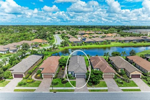 Villa ou maison à vendre à Sarasota, Floride: 3 chambres, 178.93 m2 № 2306054 - photo 3