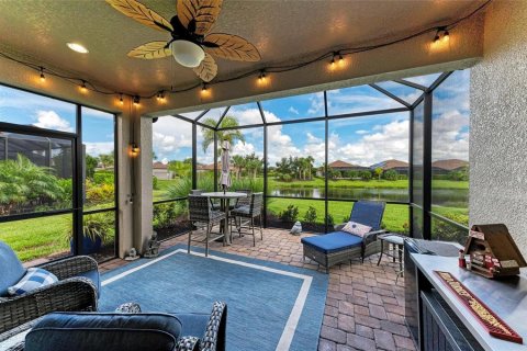 Villa ou maison à vendre à Sarasota, Floride: 3 chambres, 178.93 m2 № 2306054 - photo 5