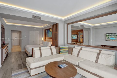 Condominio en venta en Fort Lauderdale, Florida, 1 dormitorio, 53.6 m2 № 1864697 - foto 19