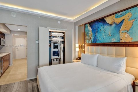 Condominio en venta en Fort Lauderdale, Florida, 1 dormitorio, 53.6 m2 № 1864697 - foto 10