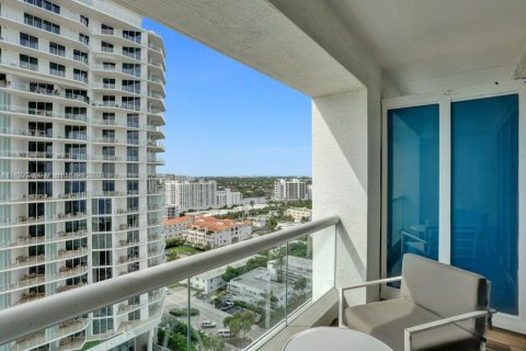 Condominio en venta en Fort Lauderdale, Florida, 1 dormitorio, 53.6 m2 № 1864697 - foto 15