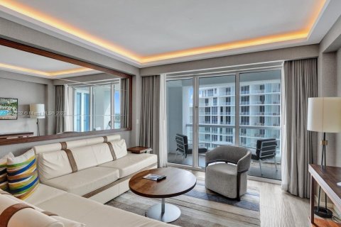 Condominio en venta en Fort Lauderdale, Florida, 1 dormitorio, 53.6 m2 № 1864697 - foto 20