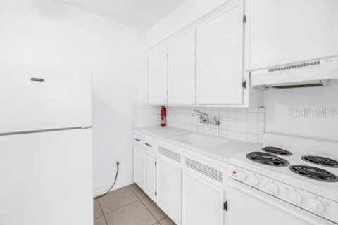 Copropriété à vendre à Saint Pete Beach, Floride: 2 chambres, 55.74 m2 № 2371748 - photo 9