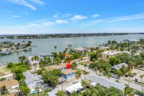 Copropriété à vendre à Saint Pete Beach, Floride: 2 chambres, 55.74 m2 № 2371748 - photo 29