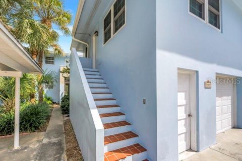Copropriété à vendre à Saint Pete Beach, Floride: 2 chambres, 55.74 m2 № 2371748 - photo 6