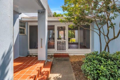 Copropriété à vendre à Saint Pete Beach, Floride: 2 chambres, 55.74 m2 № 2371748 - photo 2