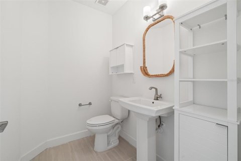 Adosado en alquiler en Saint Petersburg, Florida, 2 dormitorios, 160.16 m2 № 1881254 - foto 16