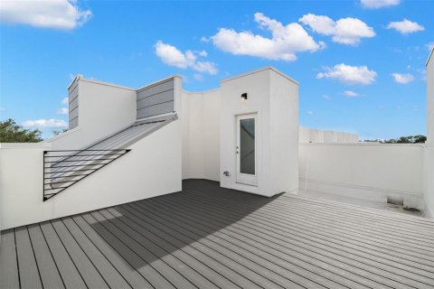 Adosado en alquiler en Saint Petersburg, Florida, 2 dormitorios, 160.16 m2 № 1881254 - foto 25