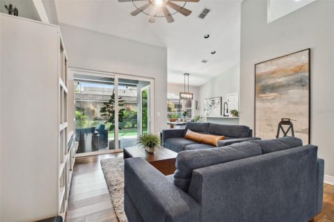 Casa en venta en Valrico, Florida, 3 dormitorios, 149.48 m2 № 1637275 - foto 11