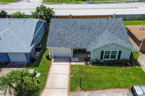 House in Palm Harbor, Florida 2 bedrooms, 107.02 sq.m. № 1912816 - photo 27