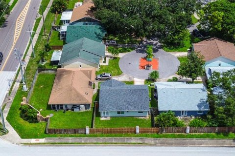 House in Palm Harbor, Florida 2 bedrooms, 107.02 sq.m. № 1912816 - photo 29