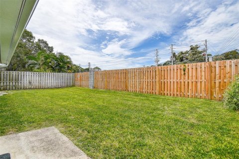 Casa en venta en Palm Harbor, Florida, 2 dormitorios, 107.02 m2 № 1912816 - foto 25