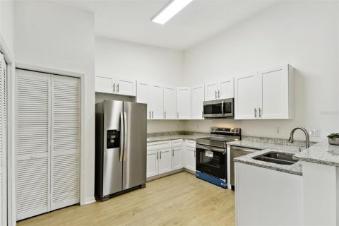 Condominio en alquiler en Kissimmee, Florida, 3 dormitorios, 113.53 m2 № 2156300 - foto 4