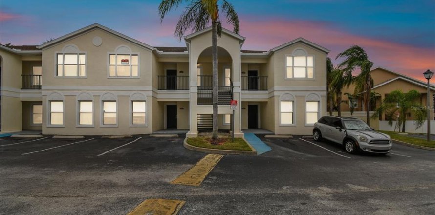 Condominio en Kissimmee, Florida, 3 dormitorios  № 2156300