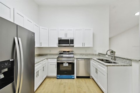 Condominio en alquiler en Kissimmee, Florida, 3 dormitorios, 113.53 m2 № 2156300 - foto 5