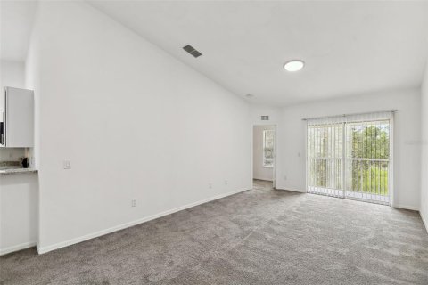 Condominio en alquiler en Kissimmee, Florida, 3 dormitorios, 113.53 m2 № 2156300 - foto 18